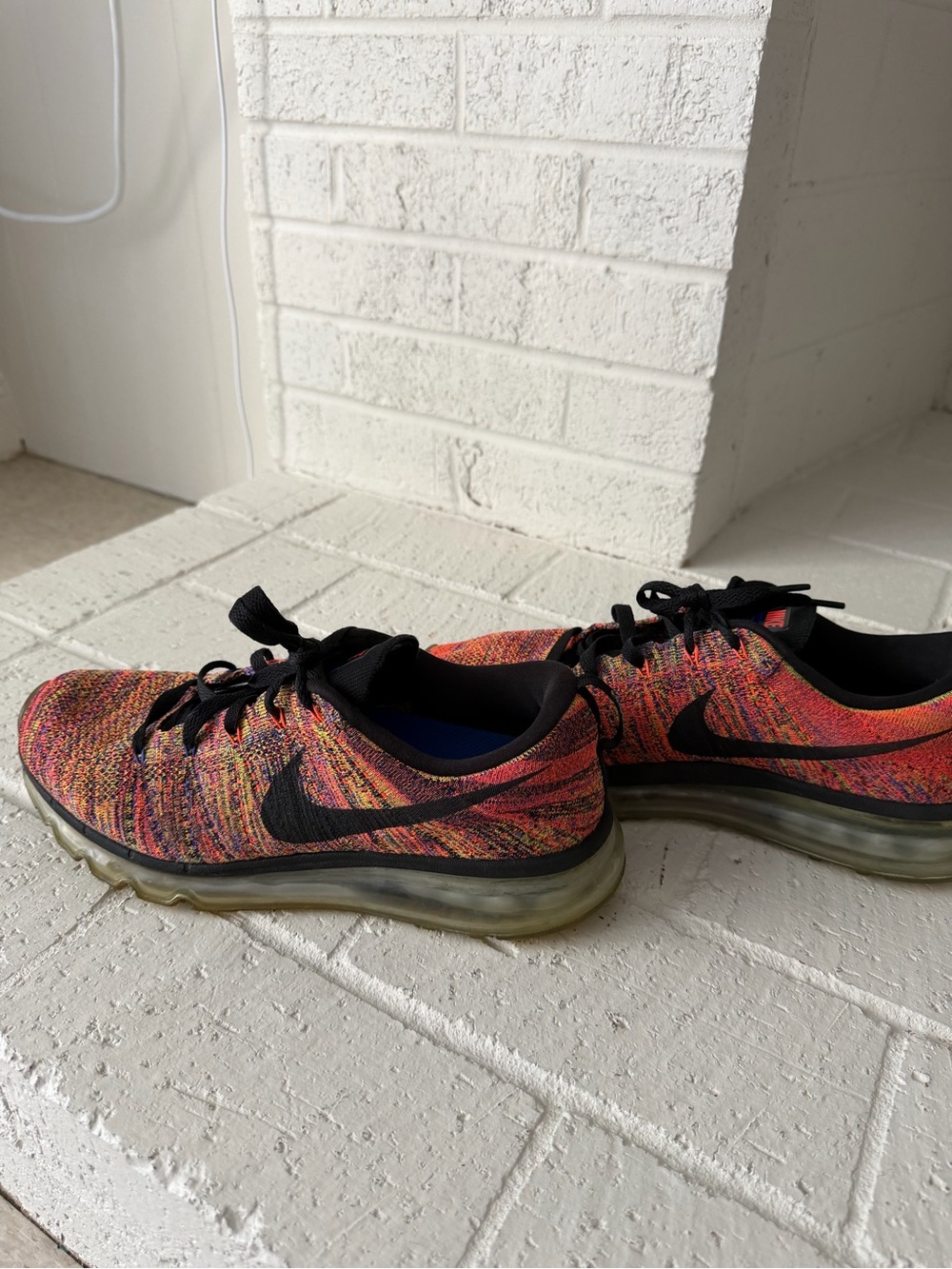 Nike Men’s Multicolor Flyknit Air Max Running Shoes - Black Swoosh